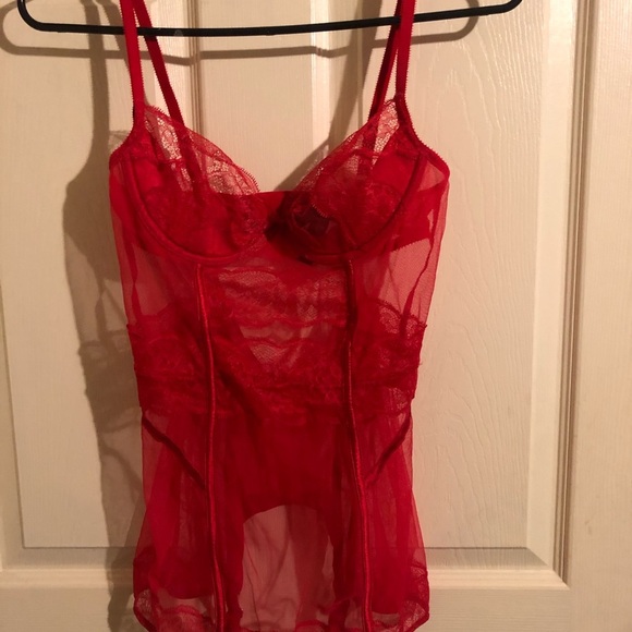 Victoria Secret lingerie - Picture 2 of 4